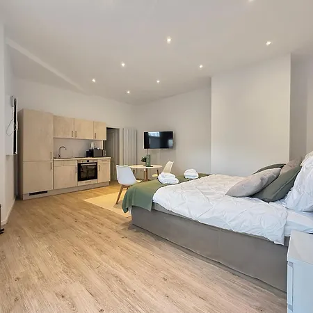 아파트 Rbj Immobilien *